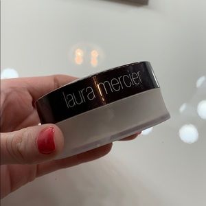 Laura Mercier Translucent Setting Powder